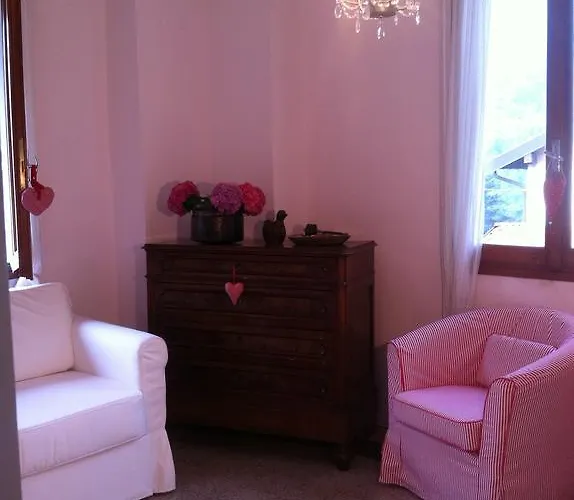 Sweet 別荘 Faggeto Lario